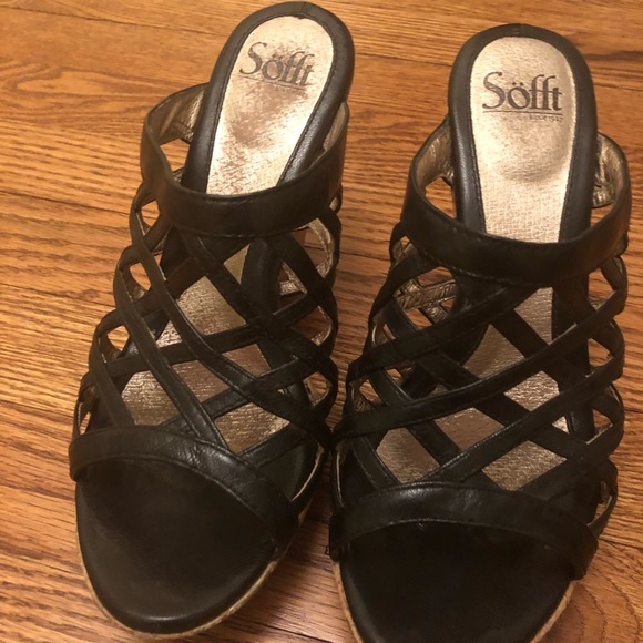 Shoes - Picture 1 of 2